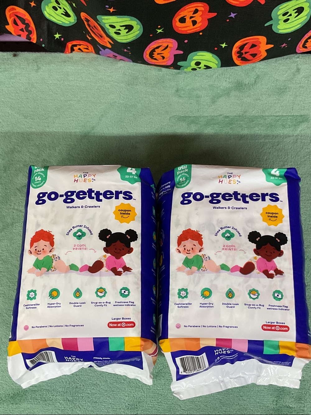 Walkers & Crawlers Diapers — White, Size 4 lot of 2